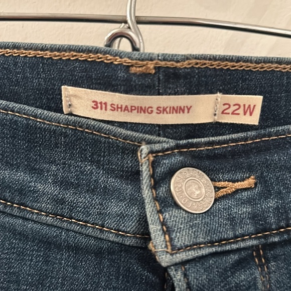 Levi’s Jeans 22W NWT - Picture 2 of 6